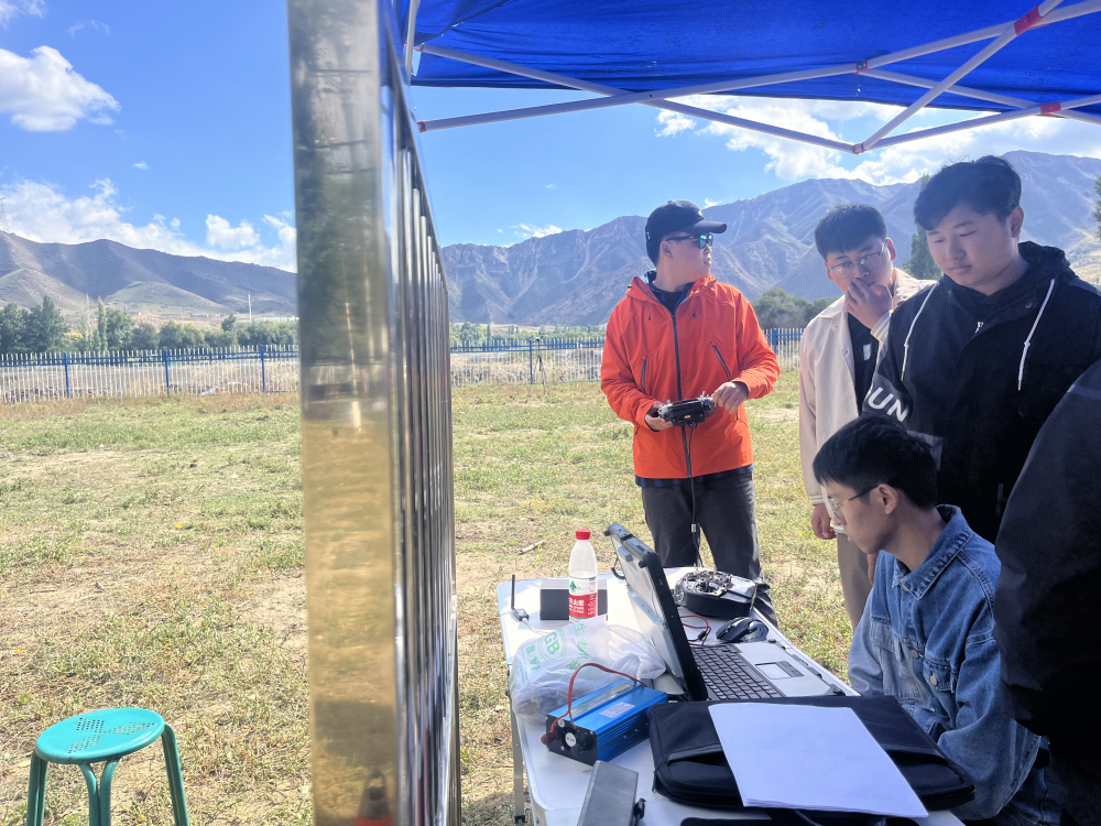翱翔大美新疆，成就无人机梦想——新疆保华润天航空等您来